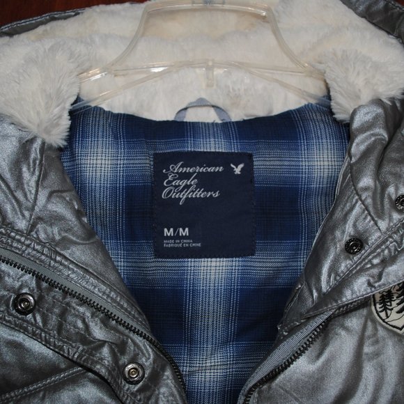 Women's American Eagle Silver Fur-Line Hooded Vest - Picture 2 of 3